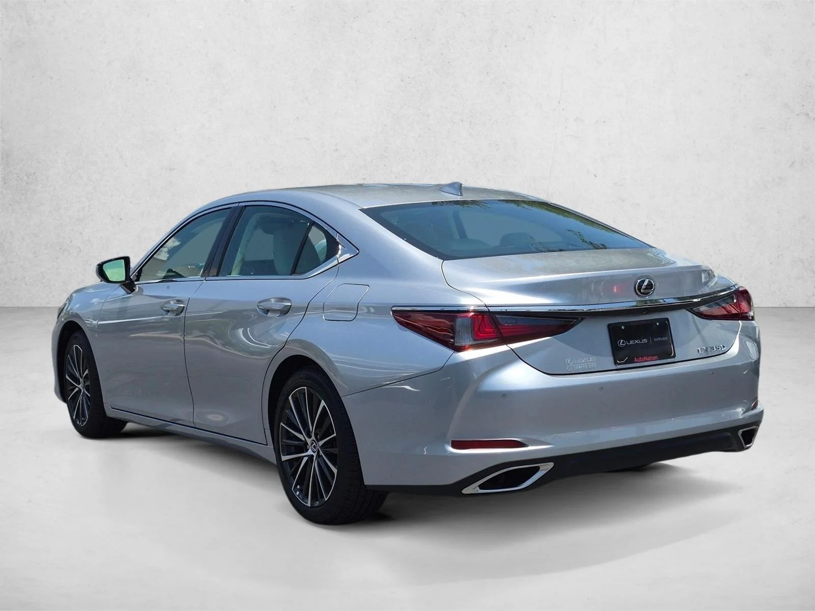 Certified Used 2025 Iridium Lexus ES 350 image 8