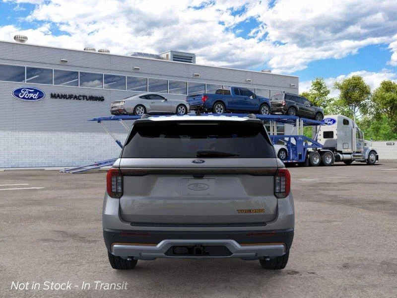 New 2026 Carbonized Gray Metallic Ford Tremor® image 6