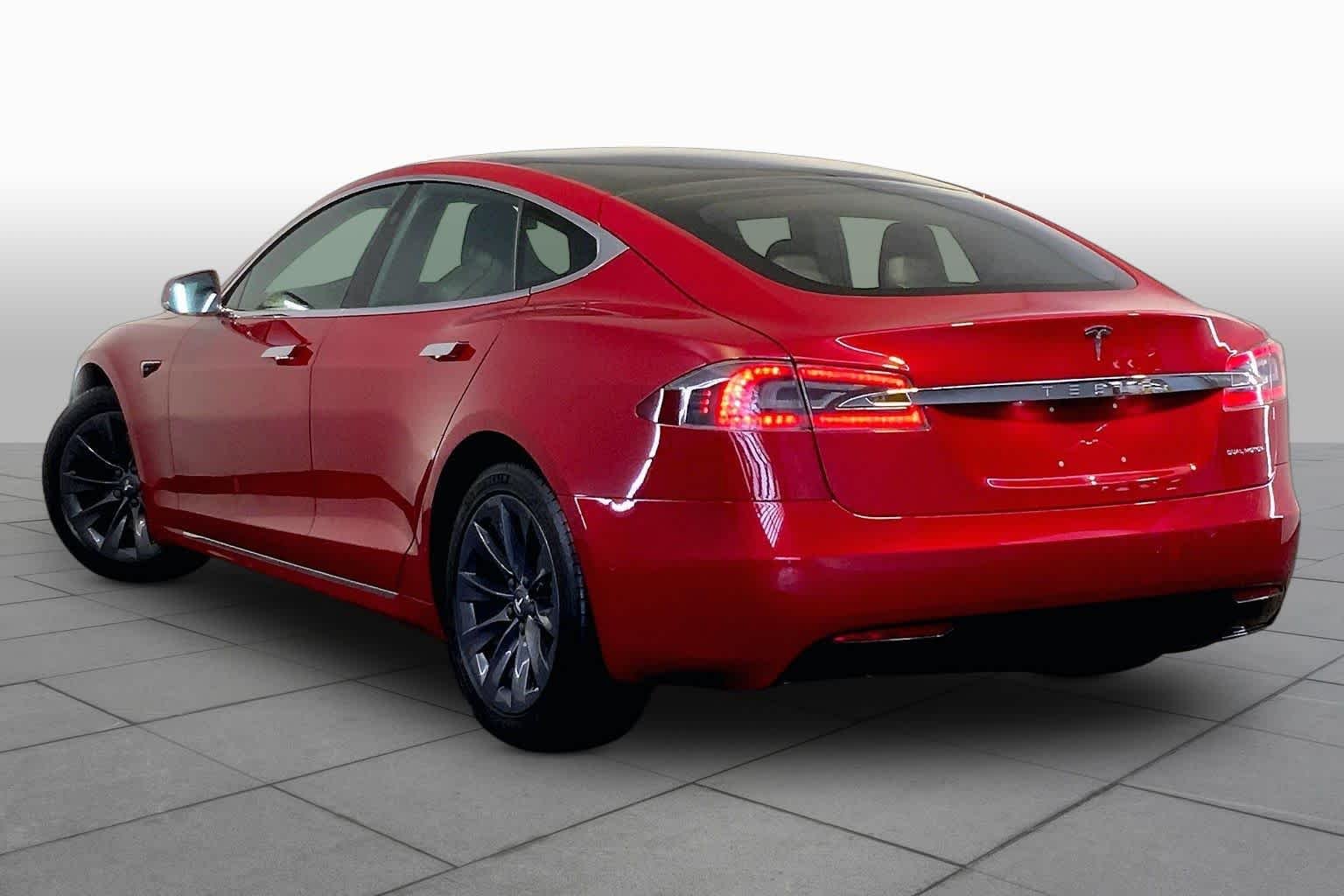 Used 2019 Red Multi-Coat Tesla 100D image 11