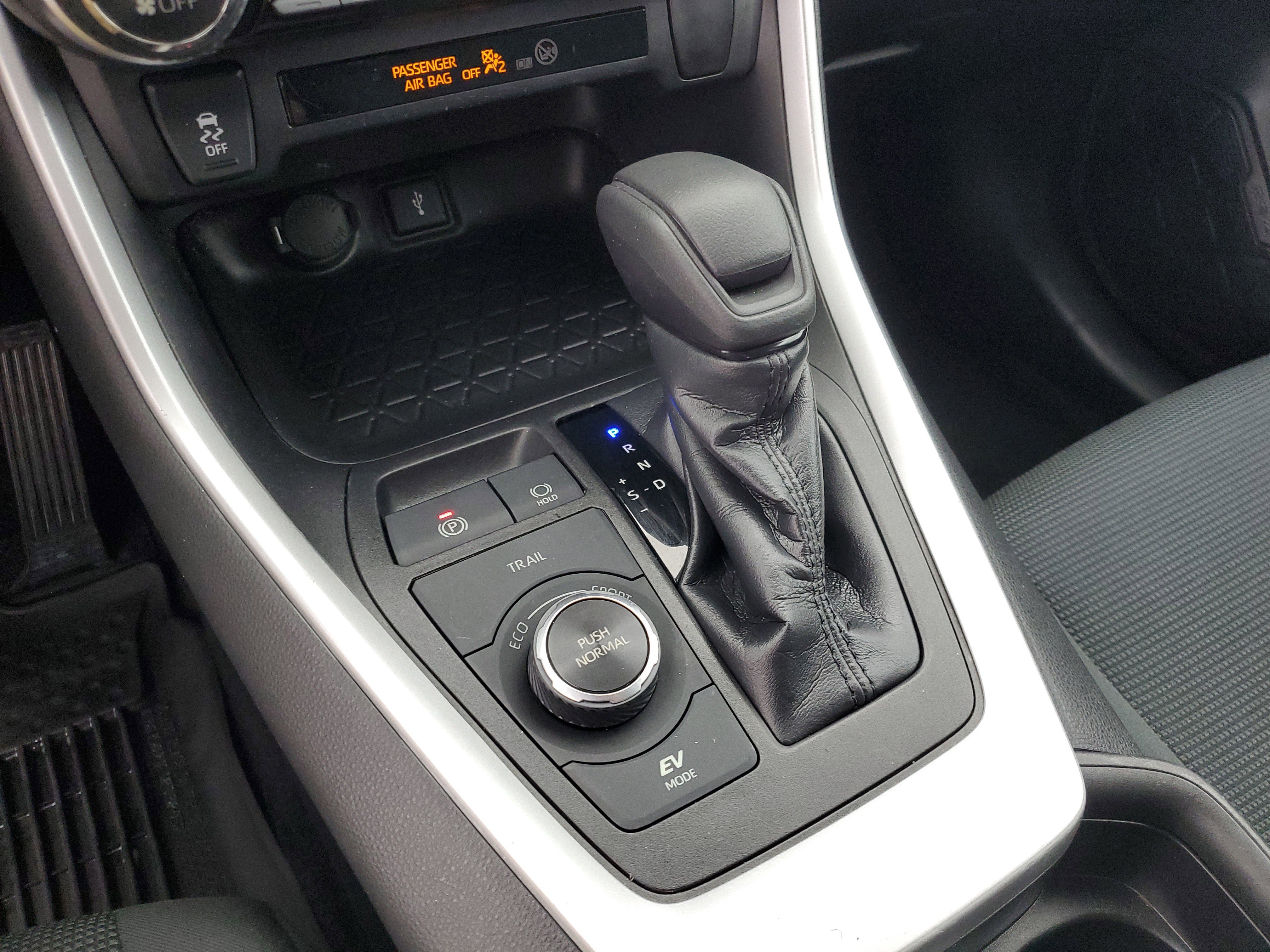 Used 2021 Super White Toyota LE image 28
