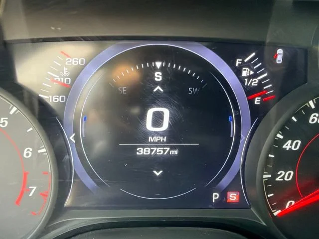 Used 2020 SATIN STEEL GRAY METALLIC Chevrolet LT1 image 2