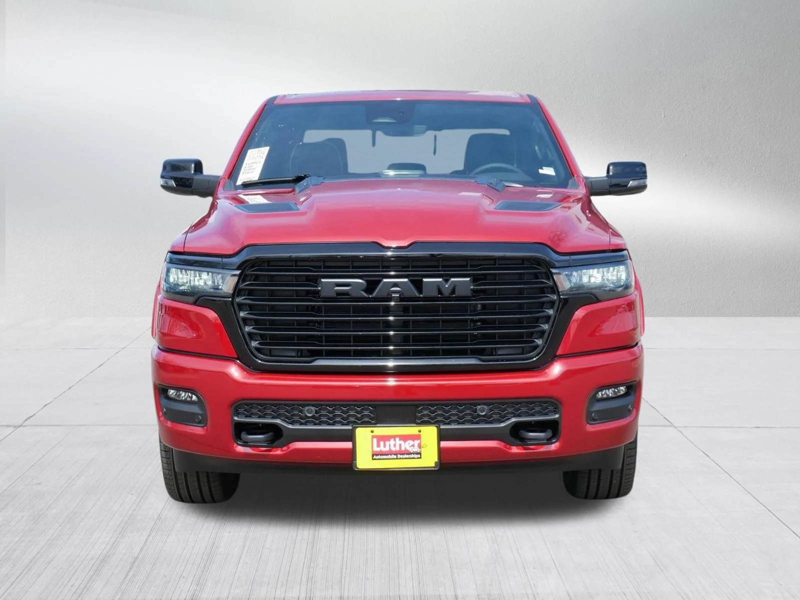 New 2026 Molten Red Pearl-Coat Exterior Paint RAM Laramie image 2