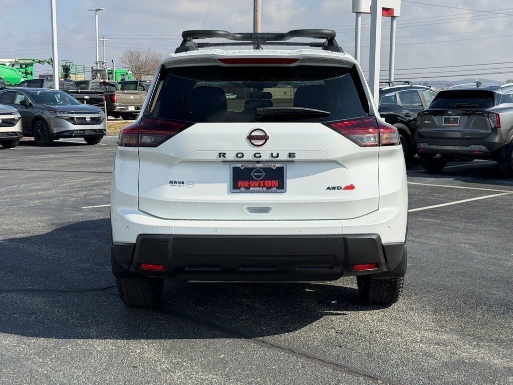 New 2026 Everest White Pearl TriCoat Nissan Rock Creek image 5