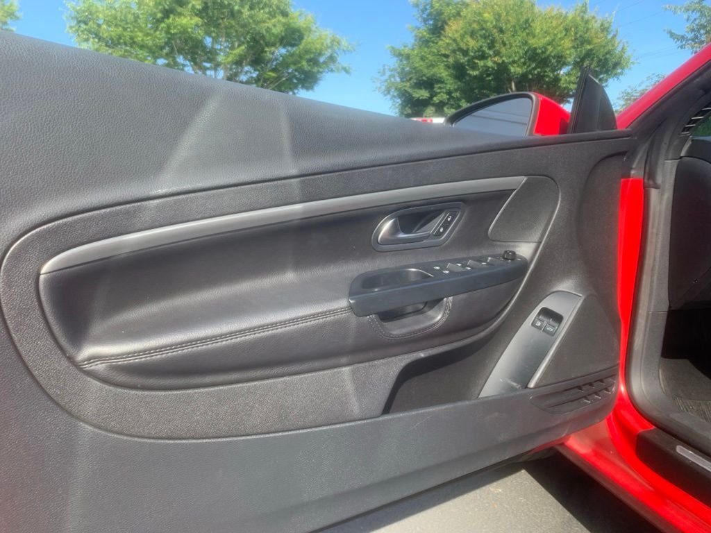 Used 2010 Salsa Red Volkswagen Komfort Edition image 12