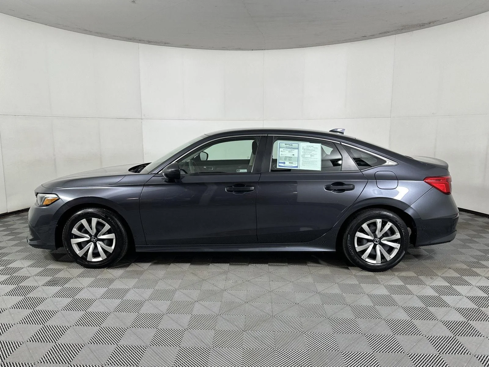 Used 2023 Meteorite Gray Metallic Honda LX image 13