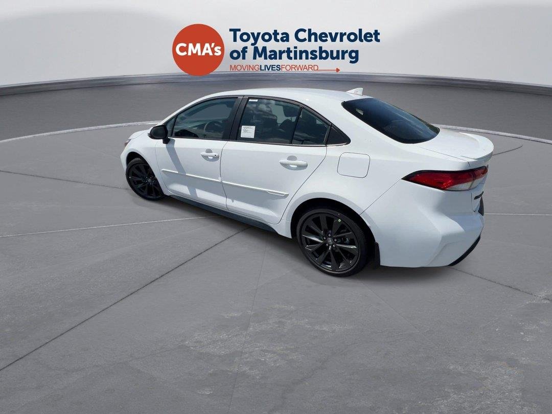 New 2026 Ice Cap Toyota SE image 6