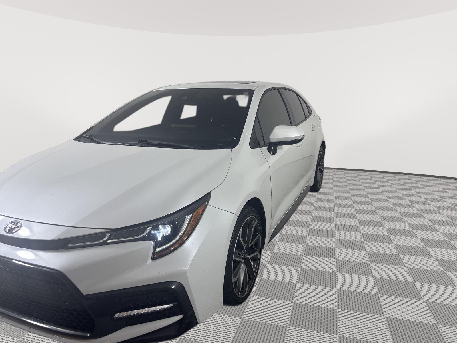 Certified Used 2022 Wind Chill Pearl Toyota SE image 12
