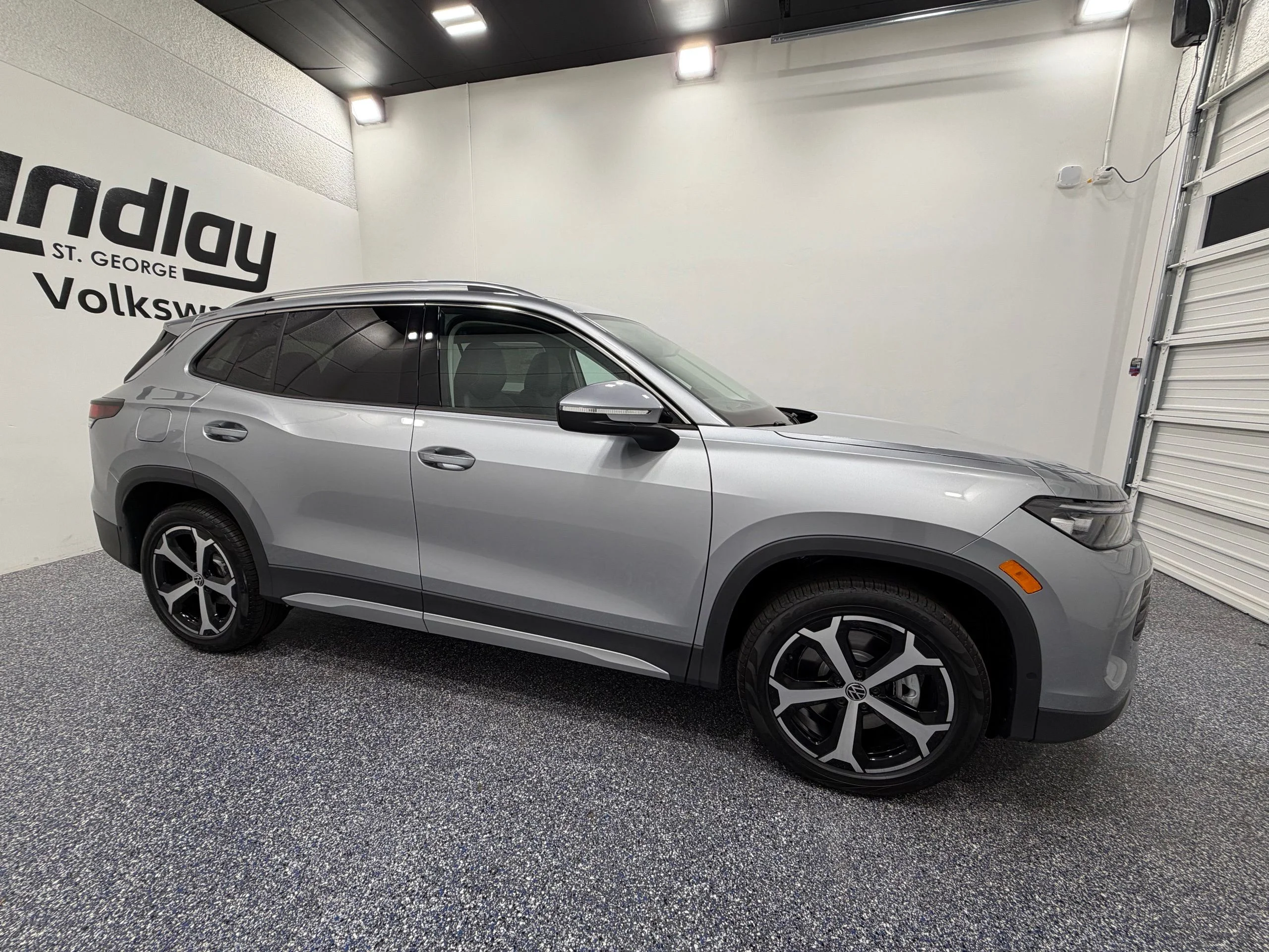 New 2026 Silver Volkswagen SE image 8