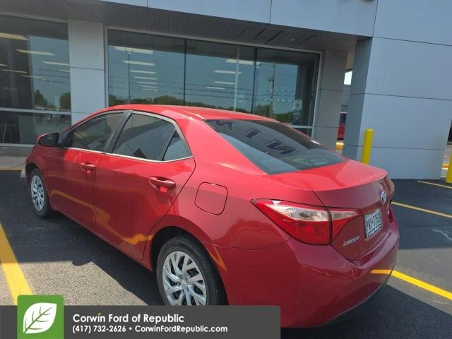 Used 2019 Toyota Corolla LE with VIN 5YFBURHE5KP888903 for sale in Republic, MO