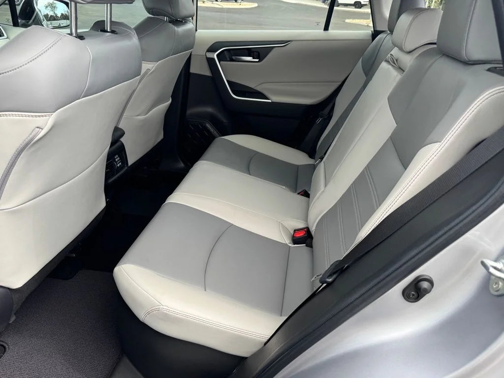 Used 2024 Silver Toyota XLE Premium image 10