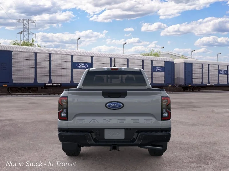 New 2026 Avalanche Ford XLT image 5