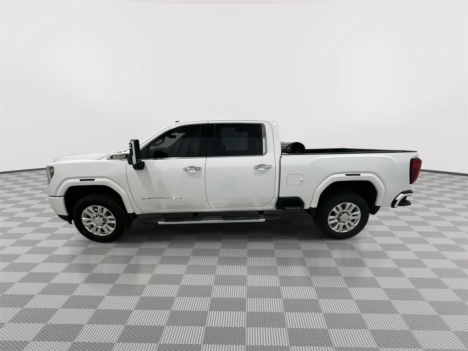 Used 2022 SUMMIT WHITE GMC Denali image 2