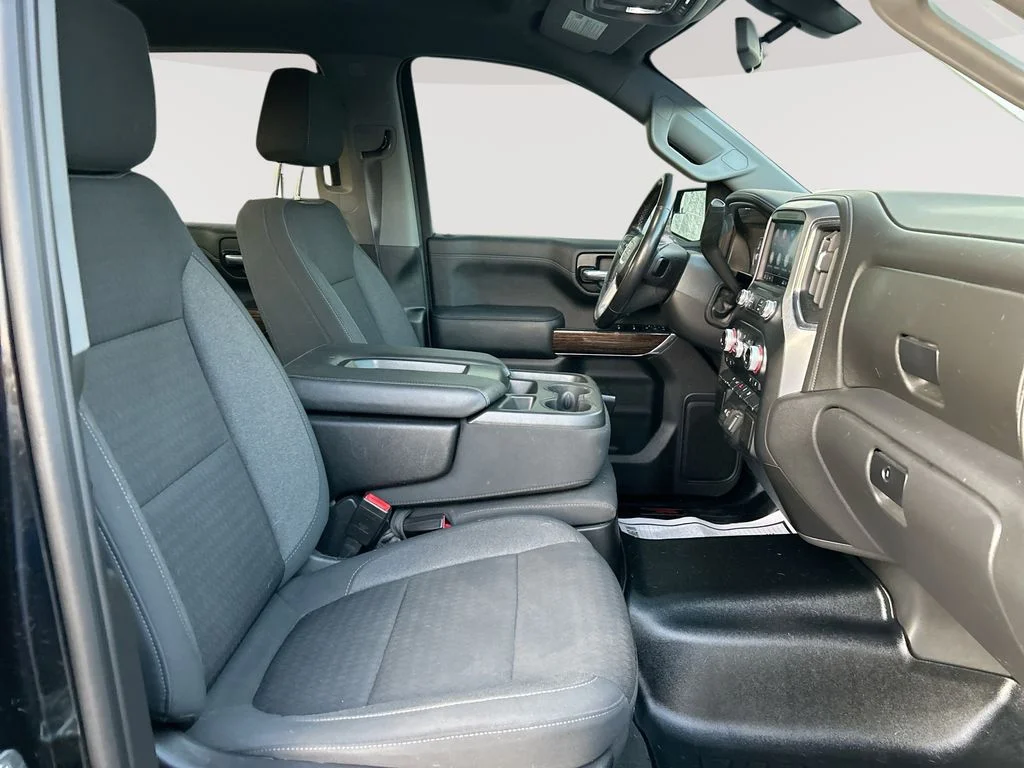 Used 2021 Black GMC Elevation image 28