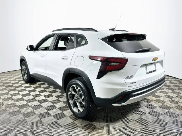 Certified Pre-Owned 2025 Chevrolet Trax LT