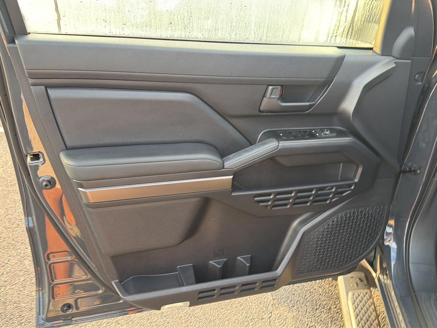 Used 2026 Underground Toyota SR5 image 16
