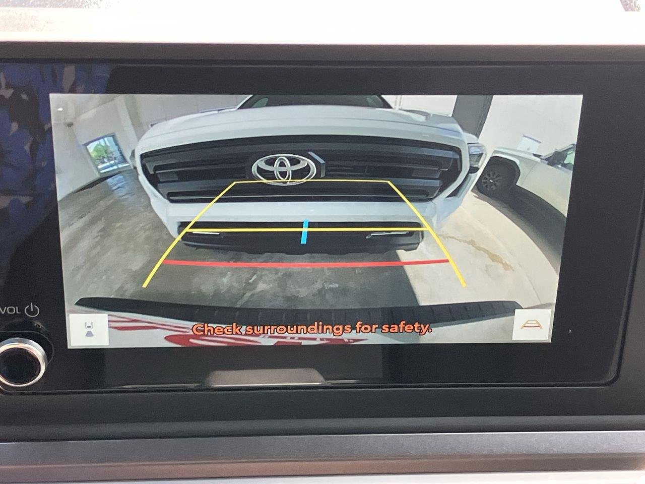 Used 2025 White (Ice Cap) Toyota SR5 image 11