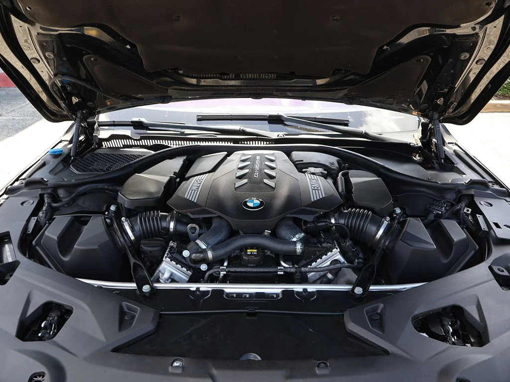 2020 BMW 8 Series M850i - Photo 21