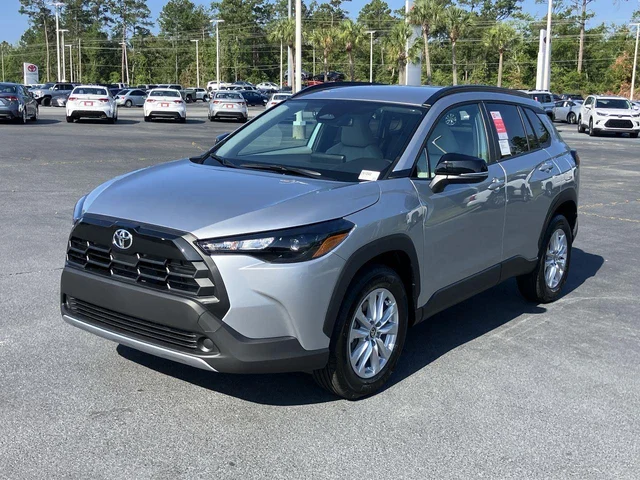 2026 Toyota Corolla Cross LE