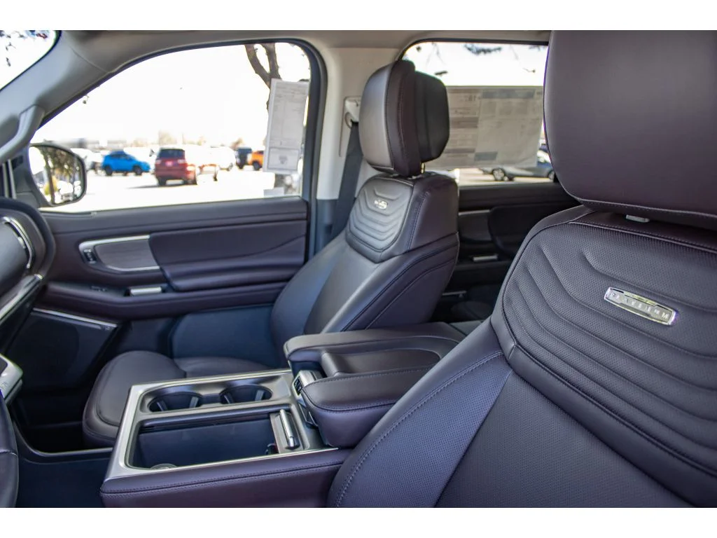 New 2026 Star White Metallic Tri-Coat Ford Platinum® image 43