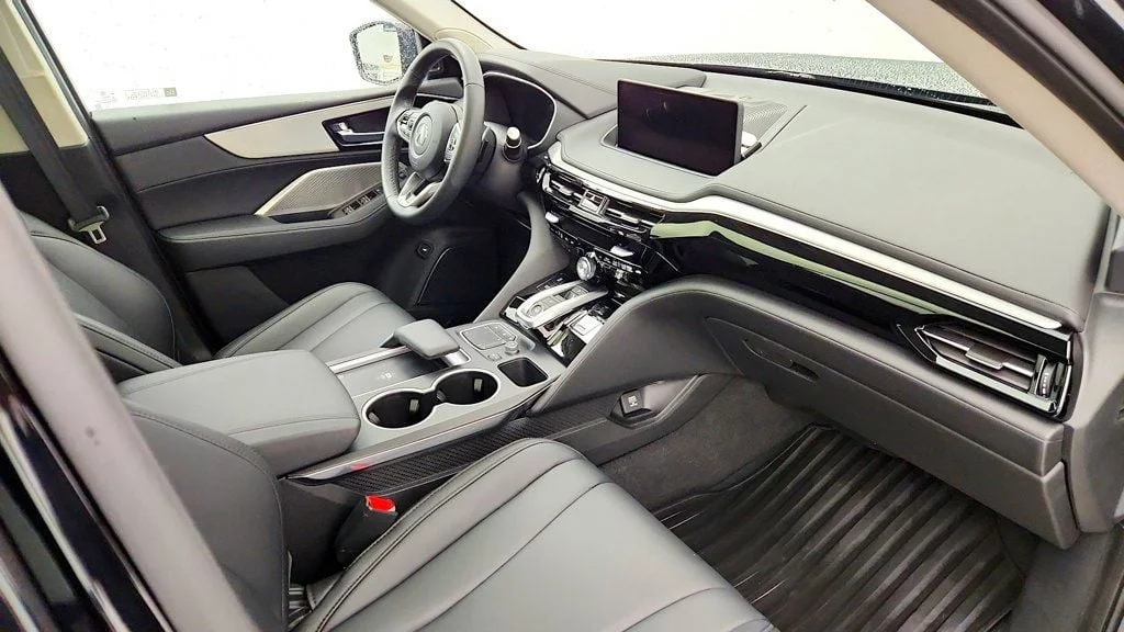 Used 2023 Majestic Black Pearl Acura SH-AWD image 24