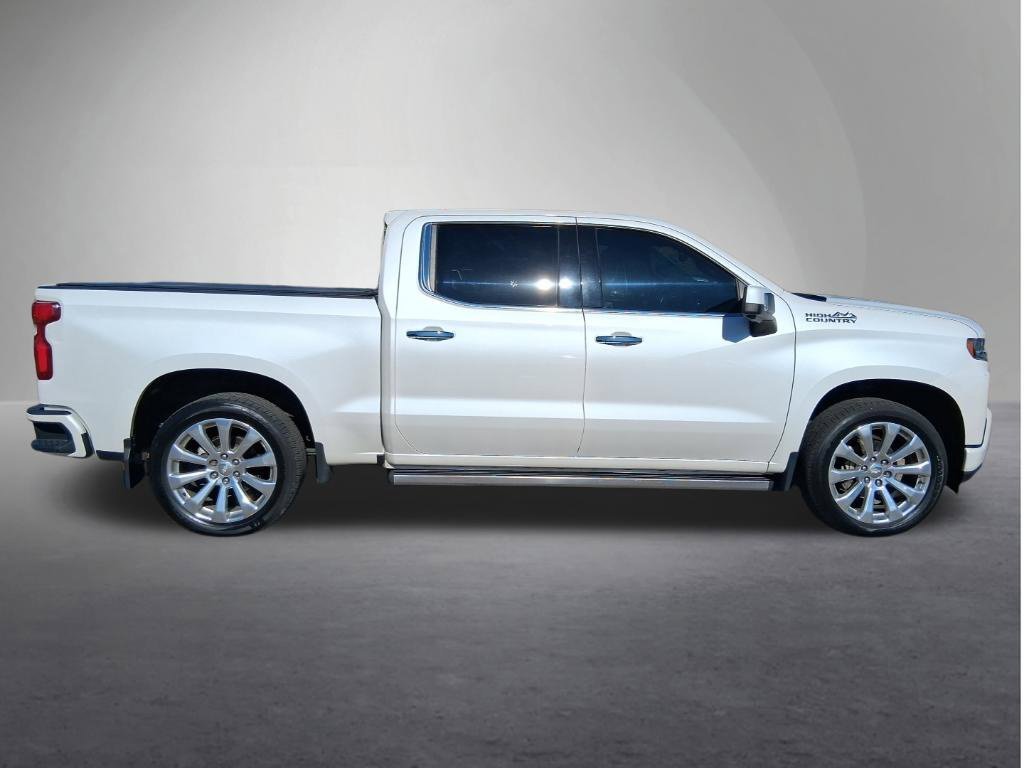 Used 2020 Chevrolet Silverado 1500 High Country with VIN 1GCUYHEL1LZ116514 for sale in Red Wing, Minnesota