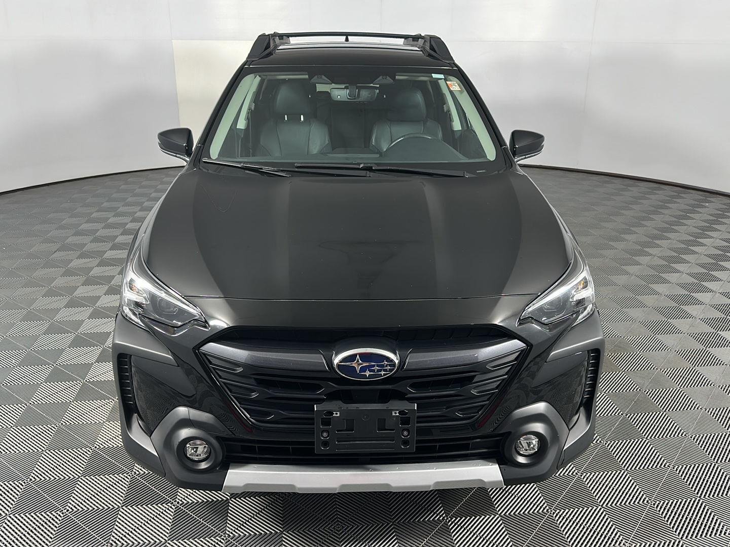 Used 2024 Crystal Black Silica Subaru Limited image 2