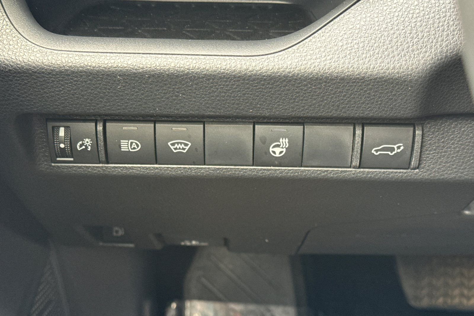 Certified Used 2025 Black Toyota XLE Premium image 34