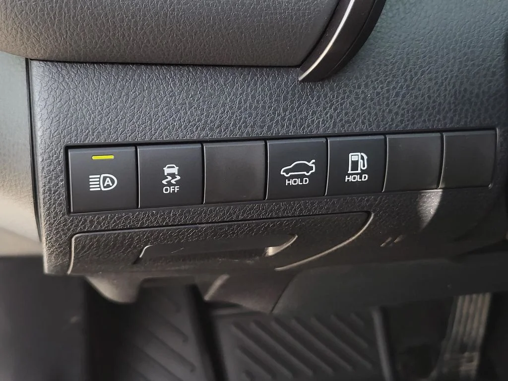 Used 2020 Silver Toyota LE image 18