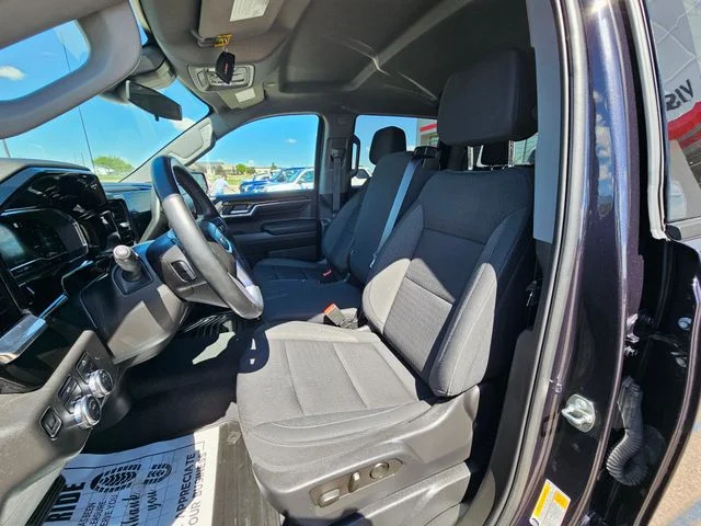 Used 2023 Titanium GMC Elevation image 17