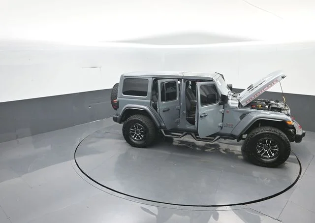 Certified Used 2025 Anvil Clearcoat Jeep Rubicon X image 41