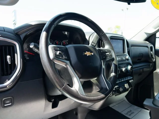 Used 2020 Silver Chevrolet LT image 34