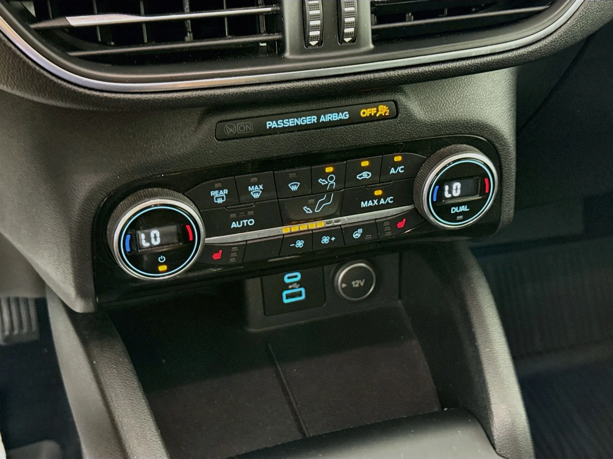 Used 2021 Antimatter Blue Metallic Ford Titanium image 19