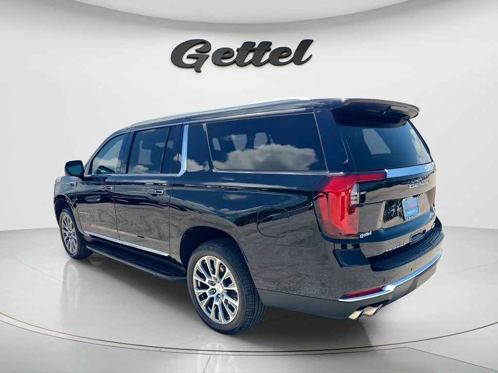 2025 GMC Yukon XL Denali - Photo 7