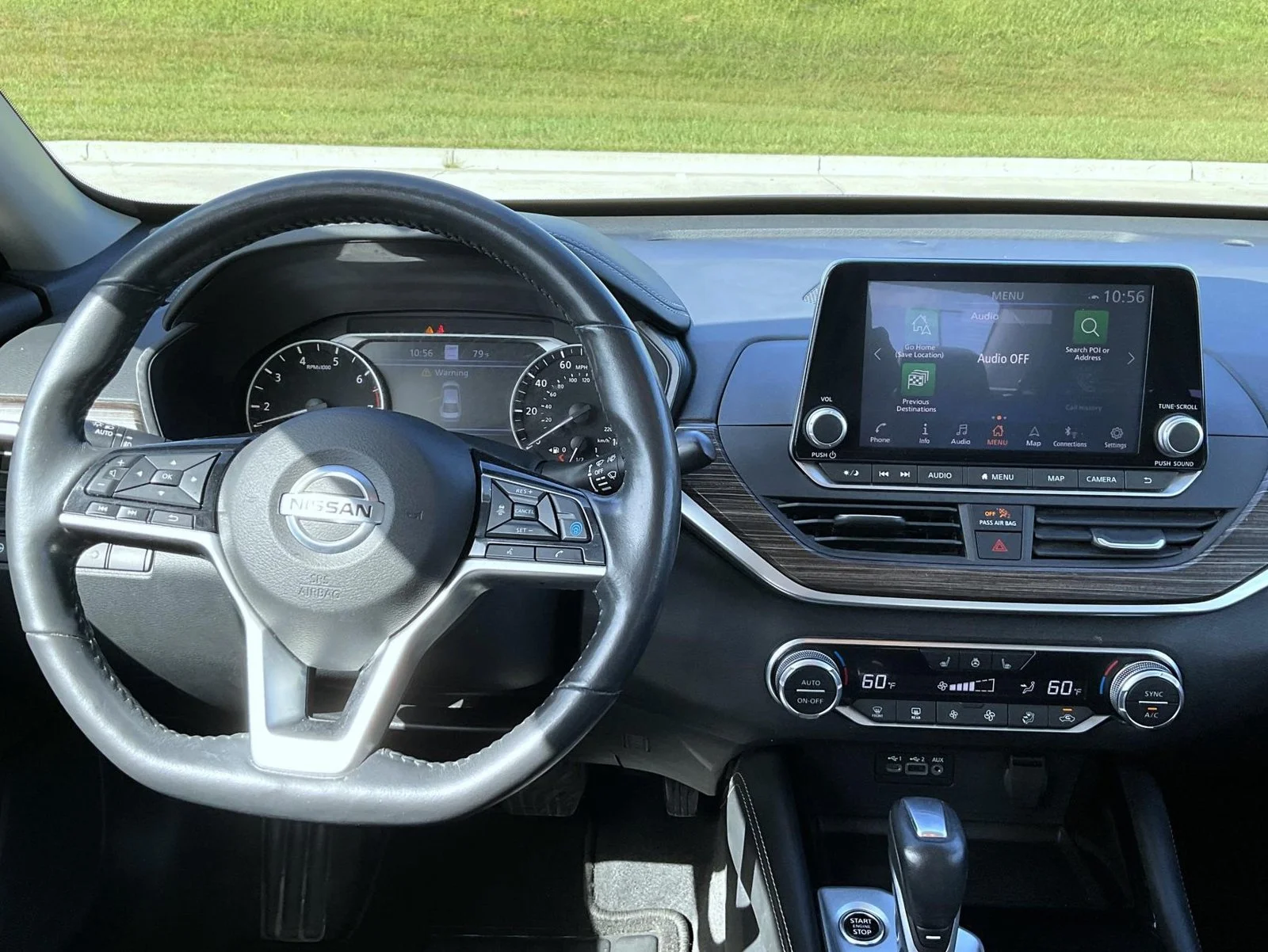 Used 2022 Red Nissan 2.5 SL image 14