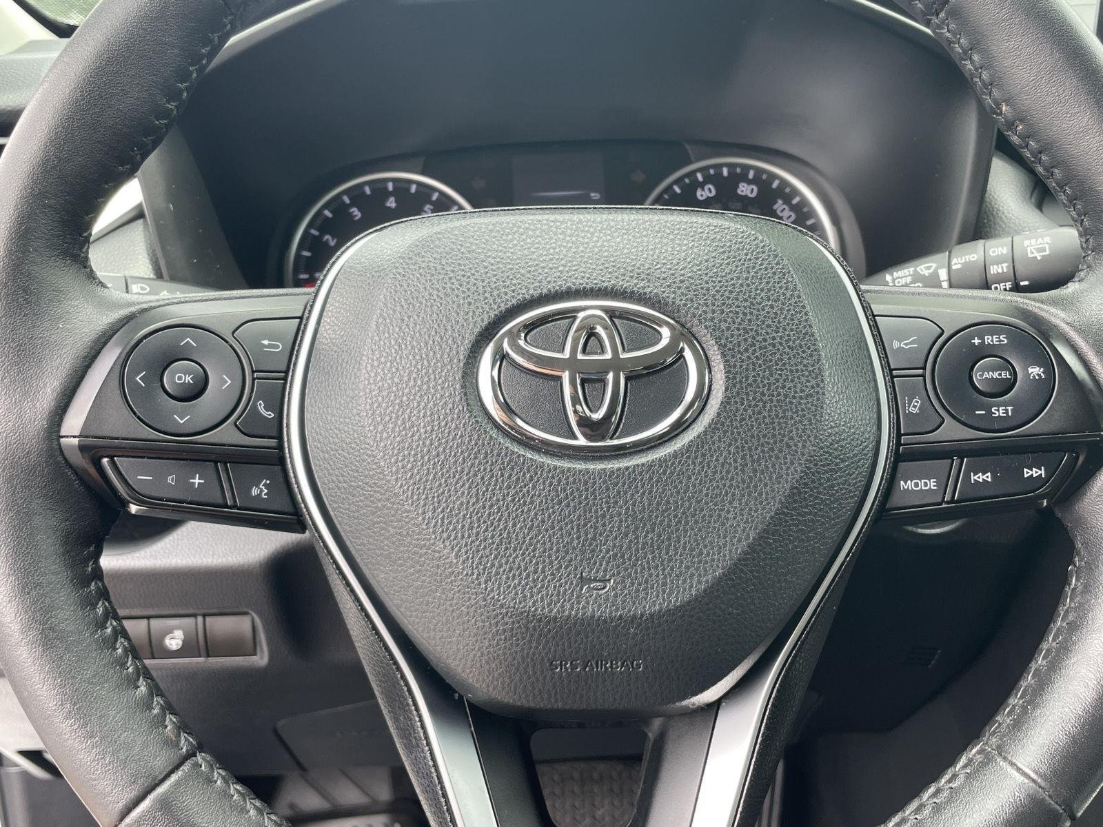 2022 Toyota RAV4 XLE - Photo 29