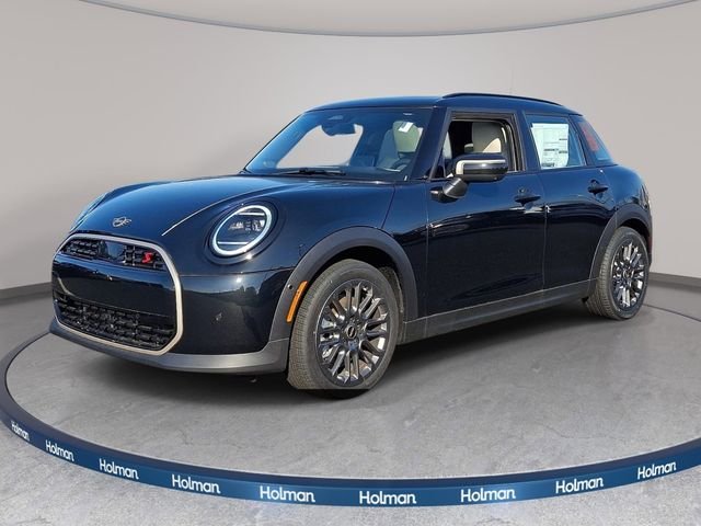 2026 MINI Hardtop Cooper S's photo
