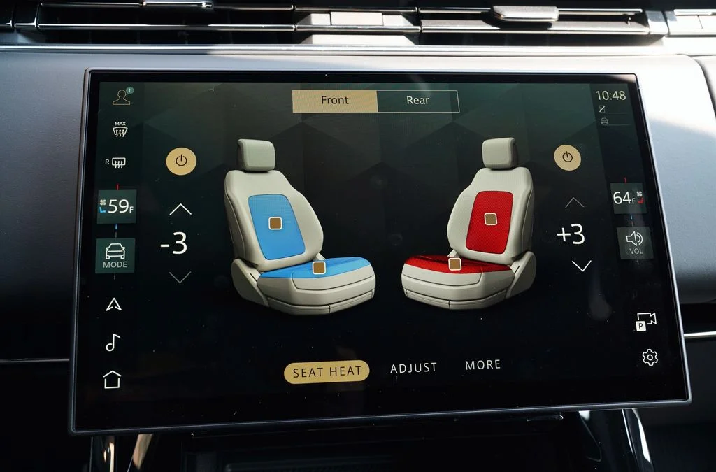 New 2026 Santorini Black Land Rover Dynamic SE image 25