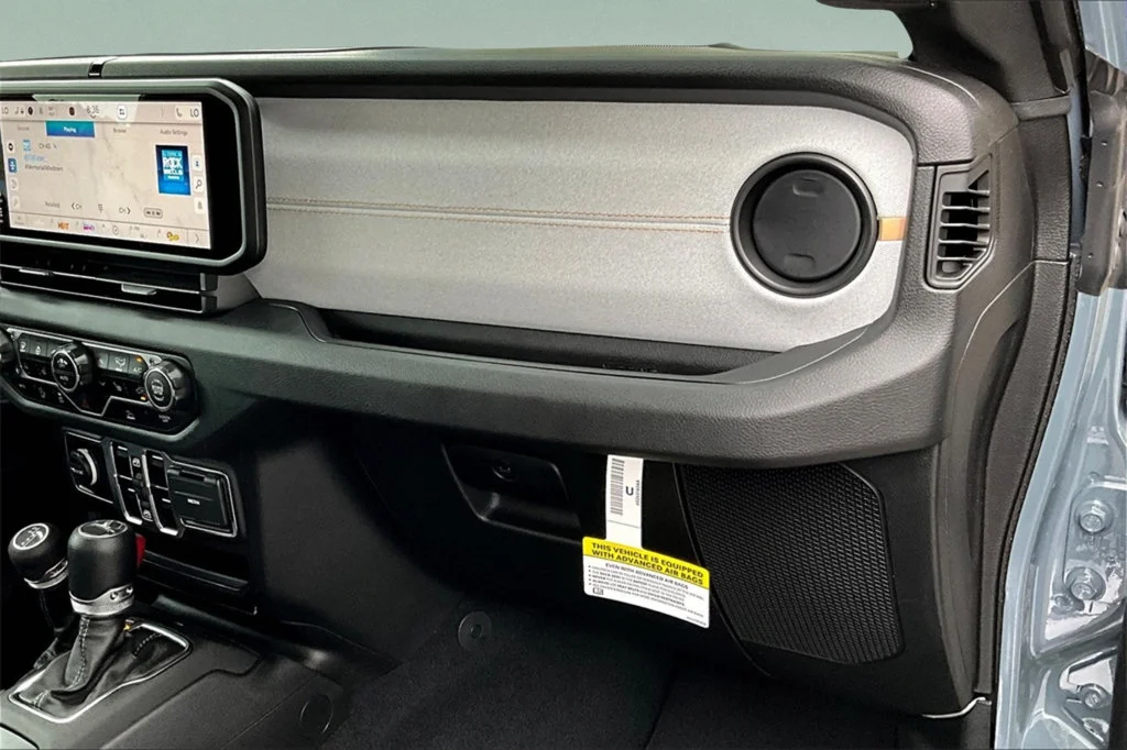 2025 Jeep Gladiator Sport S - Photo 17