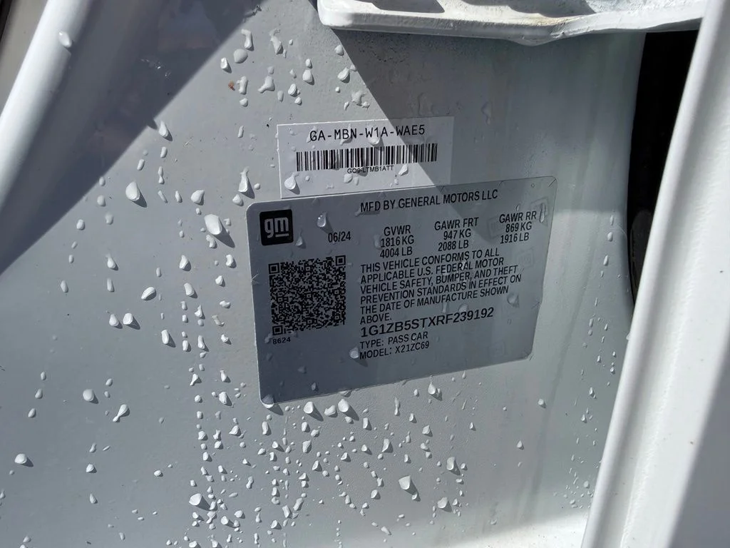 Used 2024 White Chevrolet LS image 21