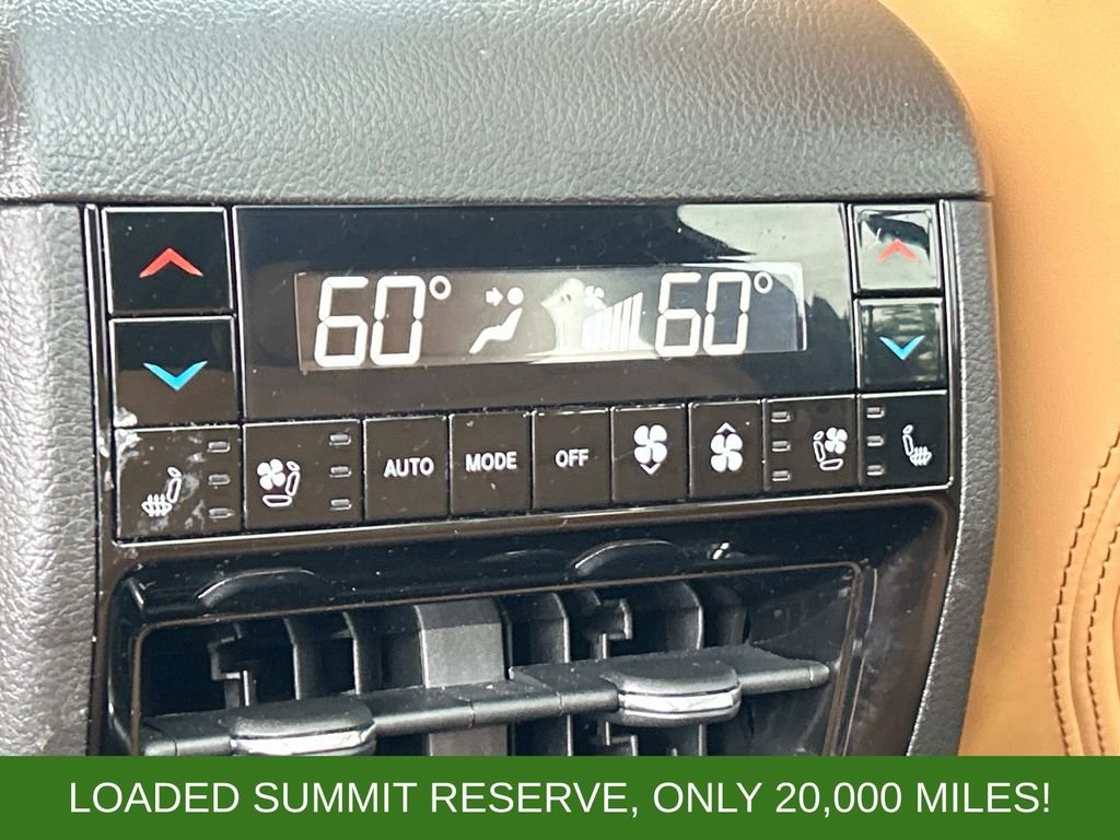 Used 2025 White Jeep Summit Reserve image 22