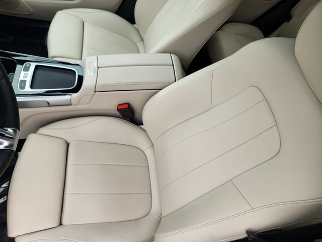 Used 2026 White Mercedes-Benz GLB 250 image 8