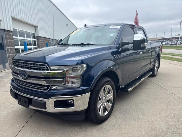 Certified Used 2019 Blue Ford Platinum image 3