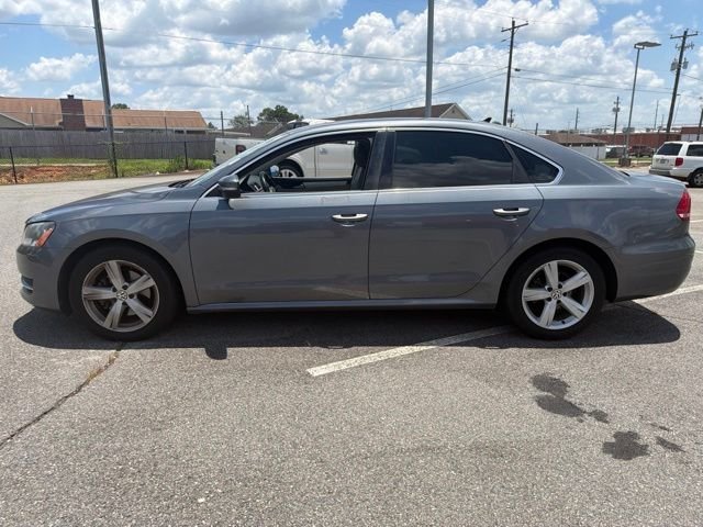 Used 2013 Gray Volkswagen 2.5 SE image 6