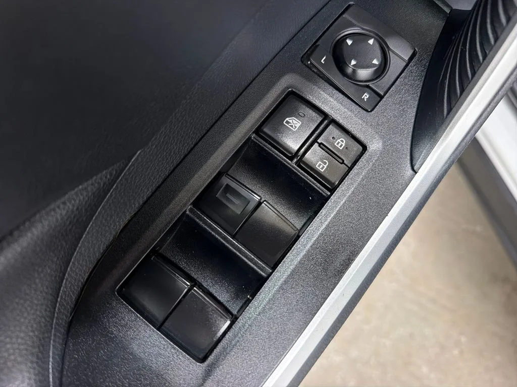 Certified Used 2019 White Toyota XLE image 18