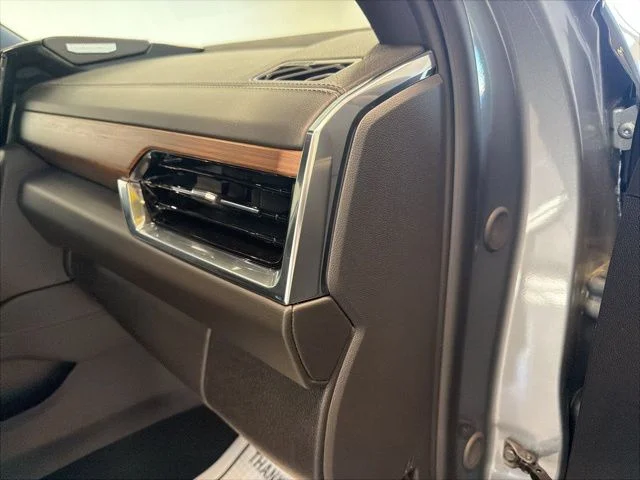 2026 GMC Yukon XL Denali - Photo 44