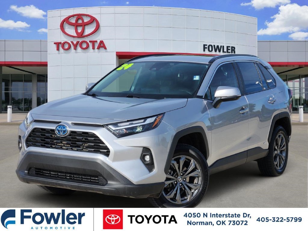 Certified Used 2024 Silver Toyota XLE Premium image 1