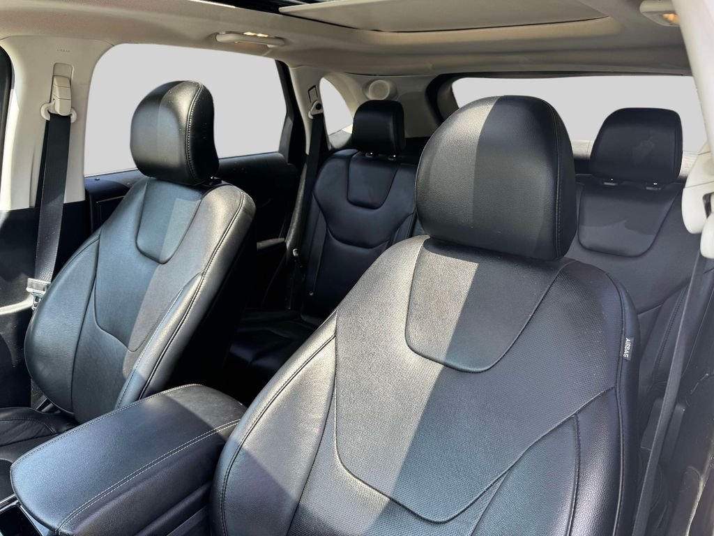 Used 2019 Gray Ford Titanium image 18