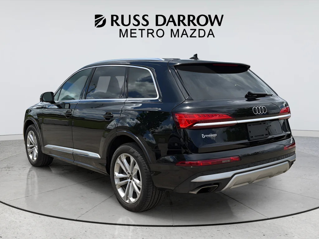 Used 2025 Black Audi 55 Premium image 3