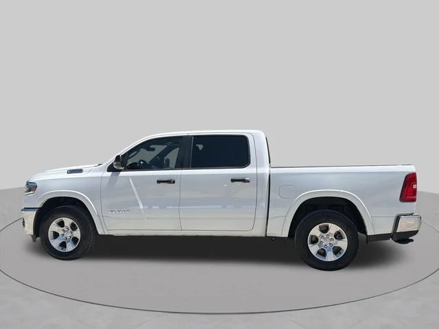 Used 2025 White Ram Big Horn/Lone Star image 8