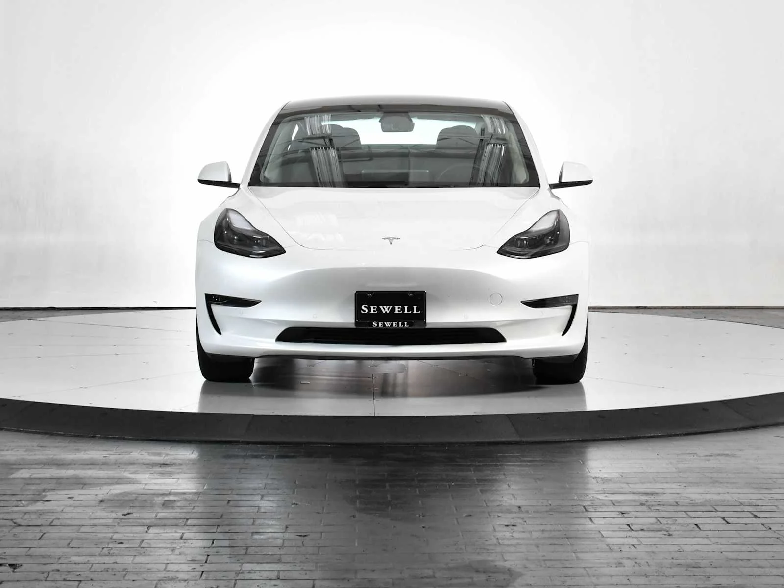 Used 2022 Pearl White Multi-Coat Tesla Long Range image 9